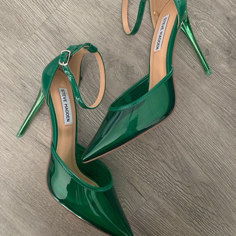 Steve Madden Opar Emerald  Green Clear Pointed Toe Ankle Strap Pumps 7.5
